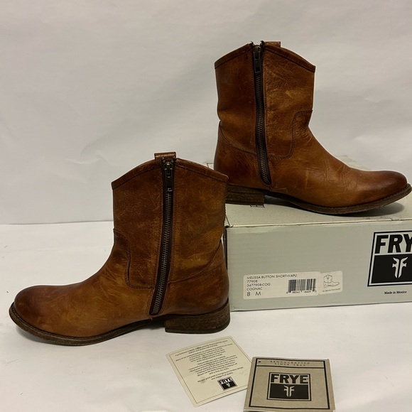 Frye Melissa Button Short - Picture 2 of 5